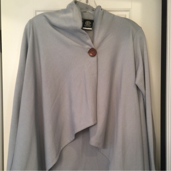 bobeau Sweaters - Bobeau One-Button Fleece Wrap Cardigan Size Small NWOT